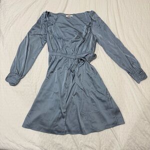 Backyard Roses Elegant Blue Long Sleeve Dress Size M